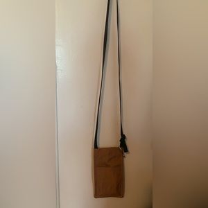 BAGGU Phone Sling